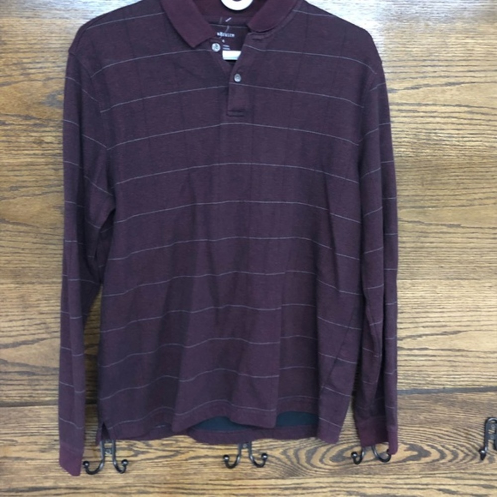 Can Huesen Men’s Medium Long Sleeve Two Button Sweatshirt